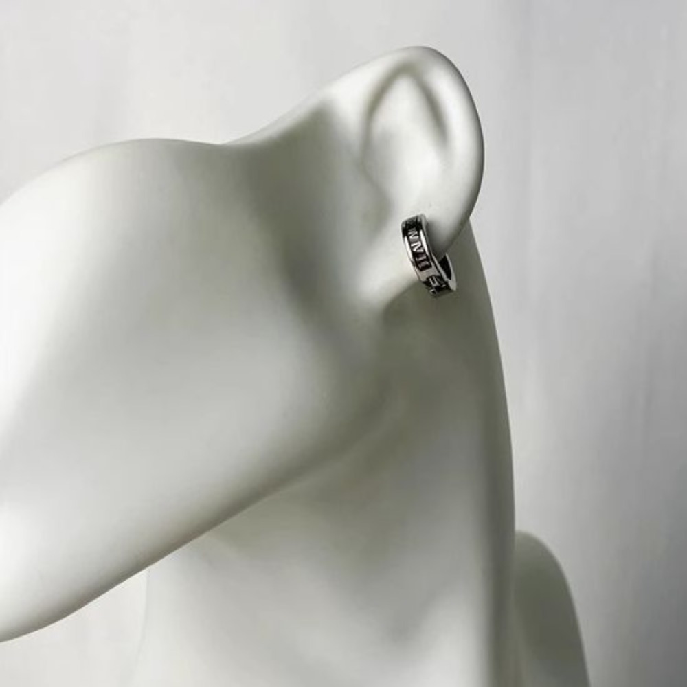 1 pasang klip telinga angka Ro - Men Accessories Look ulasan dan harga